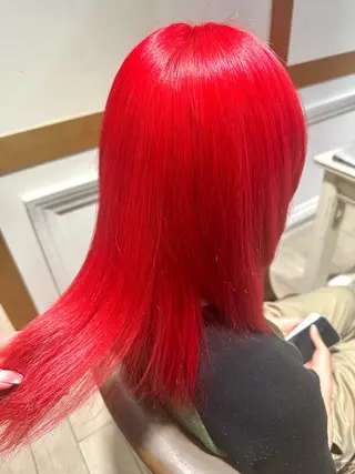 カラー 坂口 月陽のヘアスタイル