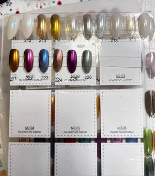 ネイル 清水 ユナのネイルデザイン