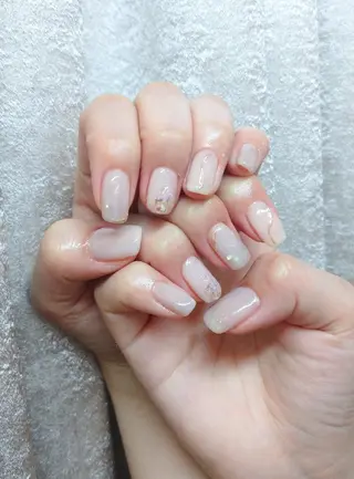 ネイル 會田 瑠衣のネイルデザイン