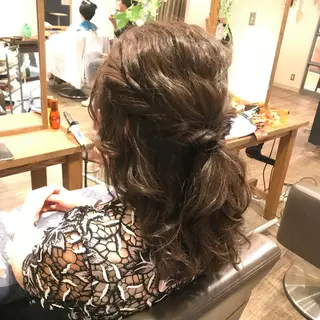 ヘアアレンジ くろいわ りほのヘアスタイル