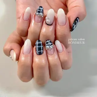 ネイル BONHEUR Annaのネイルデザイン