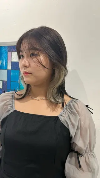 ミディアム femme所属・femme YUIのヘアスタイル