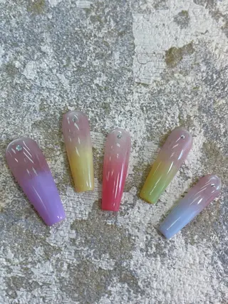 Dea かかのネイルデザイン