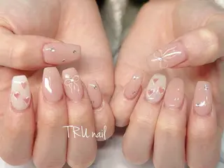 ネイル TRU NAIL&EYE立川所属・TRU ちはるのネイルデザイン
