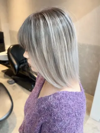 ミディアム カラー ヘアアレンジ yuuto🌈 冬の透け感カラーのヘアスタイル