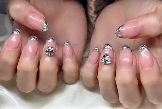 ネイル マツエク・マツパ アイブロウ Nail&eye Belire 新宿のネイルデザイン
