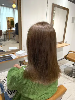 ミディアム カラー eins.hair所属・過去一の柔髪ヘア 🌿einshairのヘアスタイル