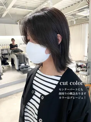 ミディアム カラー 峯崎 葵のヘアスタイル