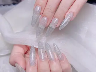 ネイル KARI ネイルサロンのネイルデザイン