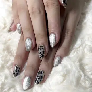 ネイル 黒川 実祐のネイルデザイン