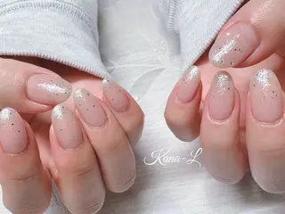 ネイル 芦辺 香奈のネイルデザイン