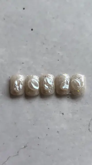 ネイル 関山 志乃のネイルデザイン