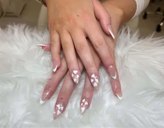 ネイル Mio_ Noiranailのネイルデザイン