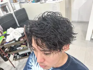 ショート パーマ メンズ かんばら りょーいのヘアスタイル