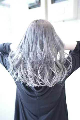 セミロング カラー Crystal 船橋のヘアスタイル