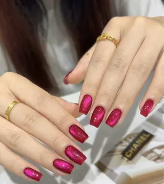 ネイル 高木 維麗絲のネイルデザイン