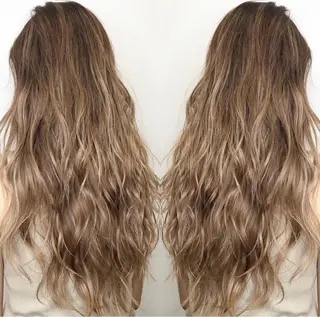 ロング salowin 原宿 aroa所属・韓国／ハッシュカット ／透明感カラー／金野のヘアスタイル