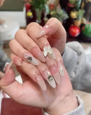 ネイル Mymy Nail (ハー)のネイルデザイン