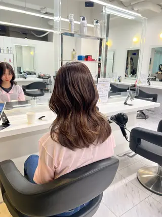 セミロング カラー 韓国レイヤーカット /REIのヘアスタイル