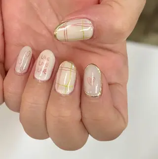 ネイル アトリエ　ミモザ所属・いまむら あかりのネイルデザイン