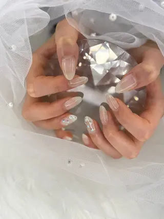 ネイル 丸山 志保のネイルデザイン