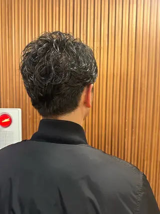 パーマ e’s鎌倉所属・藤本 豪海のヘアスタイル