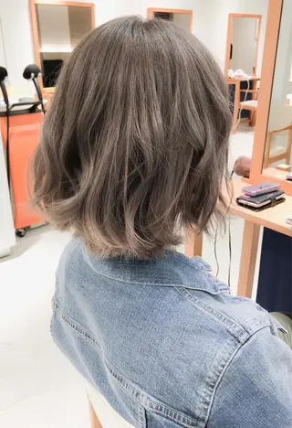 ショート カラー Days 透明感カラーのヘアスタイル