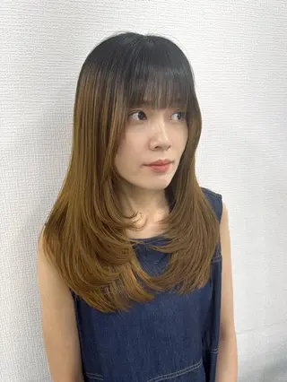 ロング カラー ヘアアレンジ 韓国レイヤーカット /韓国トレンドカラーのヘアスタイル