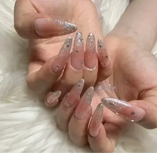 &ME Momoのネイルデザイン