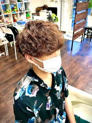 ショート パーマ メンズ share salon n'est-ce pa(シェアサロン　ネセパ)所属・men's特化　石井 貴章のヘアスタイル