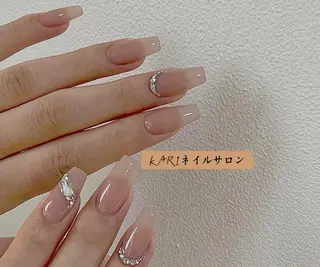 ネイル KARI ネイルサロンのネイルデザイン