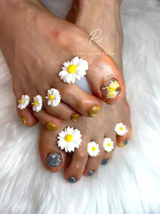 ネイル R MIIのネイルデザイン