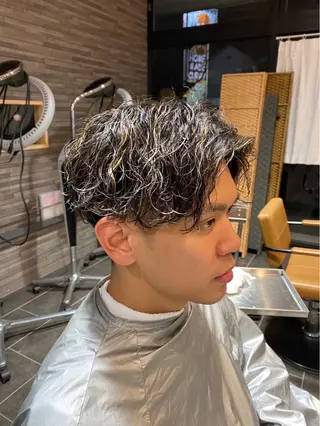 ショート パーマ メンズ ツヤ髪の匠/髪質改善 山本晃太のヘアスタイル