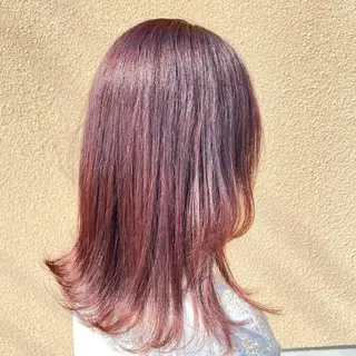 カラー おだ ももかのヘアスタイル