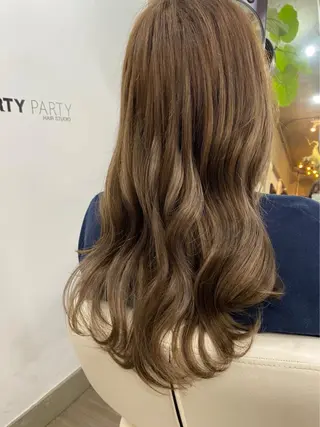 ミディアム プルエクステ界隈 ハイトーン/カツオ✨のヘアスタイル