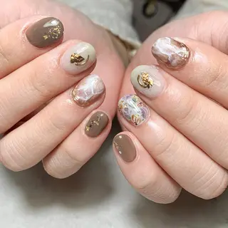 ネイル atelier　FIORITURA所属・FIORITURA aiのネイルデザイン