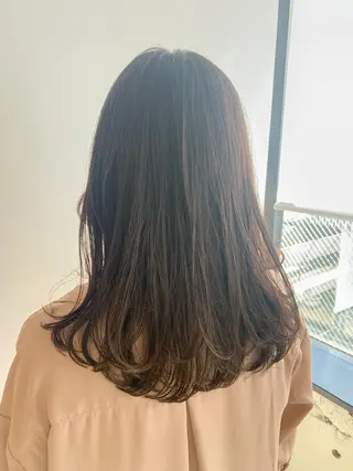 ミディアム yuka .のヘアスタイル