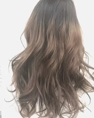 セミロング カラー レイヤーカット匠 イソザキノリユキのヘアスタイル