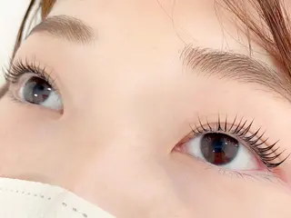 マツエク・マツパ Fiaraアイラッシュ合同研修所所属・Fiara 研修所💐のマツエク・マツパデザイン