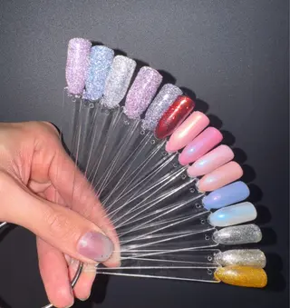 ネイル Anewzel アニュッツェルのネイルデザイン