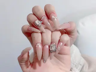 ネイル ネイルサロン Easenのネイルデザイン