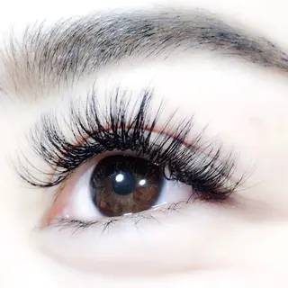 マツエク・マツパ CHERILU昭島店 スタイリストの眉毛・アイブロウイメージ