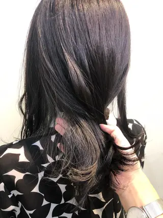 ミディアム カラー 綿貫 美香のヘアスタイル