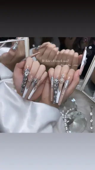 ネイル 加納 莉音のネイルデザイン