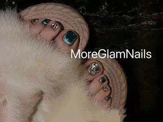 ショート more glam 原宿店のネイルデザイン