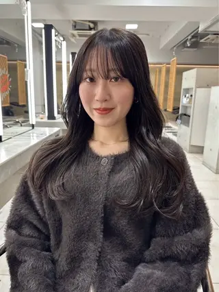 ロング クロダ　スズナ /金山駅徒歩３分のヘアスタイル