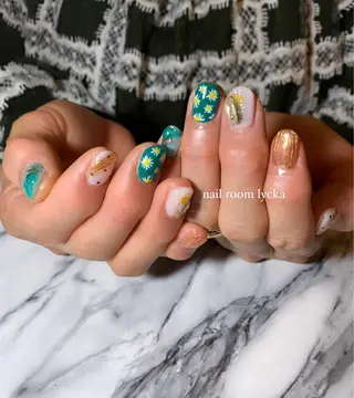 ネイル ﾈｲﾙﾙｰﾑﾘｯｶ 𝐦𝐚𝐲𝐮のネイルデザイン