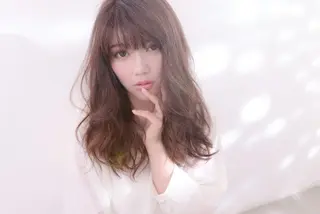 ミディアム カラー セミロング ロング belta 姫路山吹 カラーモデル募集のヘアスタイル