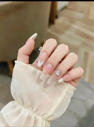 ネイル R Nailsalon所属・Rネイルサロン みらいのネイルデザイン