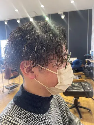 パーマ メンズ LEADbyLAGOON所属・折本 遥希のヘアスタイル